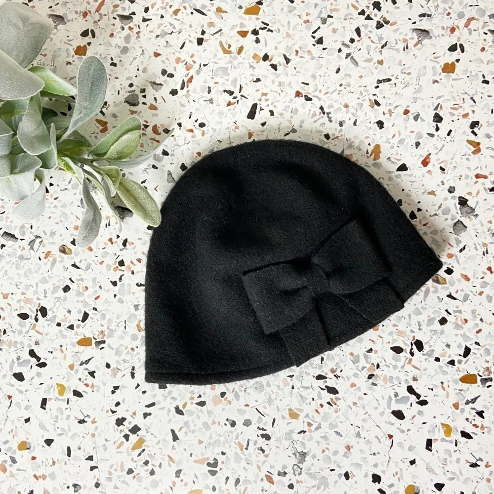 Vintage Style Bow Hat Cloche Cap Black Wool Blend XHILARATION OS Dark Academia - Picture 11 of 12